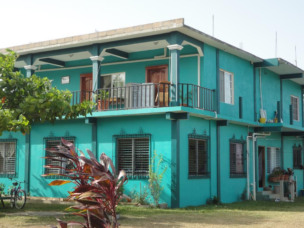 River Park Inn San Ignacio Exterior photo