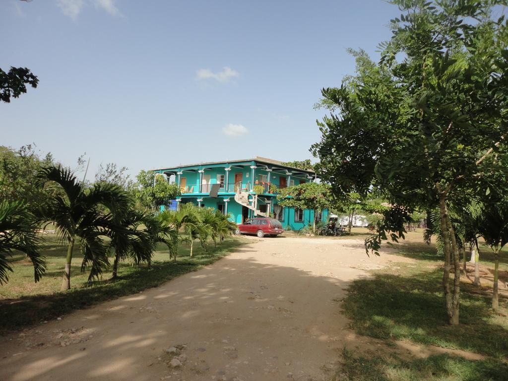 River Park Inn San Ignacio Exterior photo